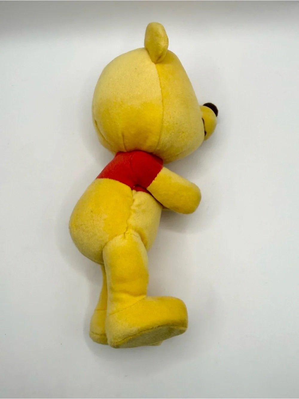 Disney nuiMOs Winnie the Pooh Poseable Plush Figure 6” Magnetic Hands